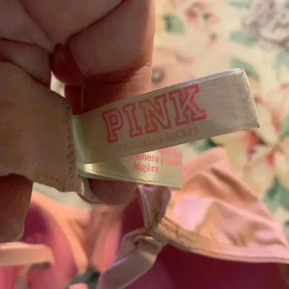 Pink Victoria Secret Women’s Tan Bra Size 32 C With Underwire and Push-up - Picture 8 of 11